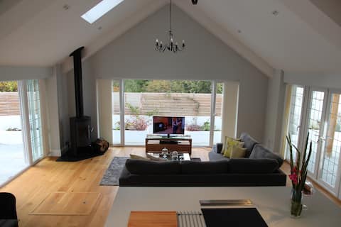 Top performing Airbnb: The Garden Cottage in Poole