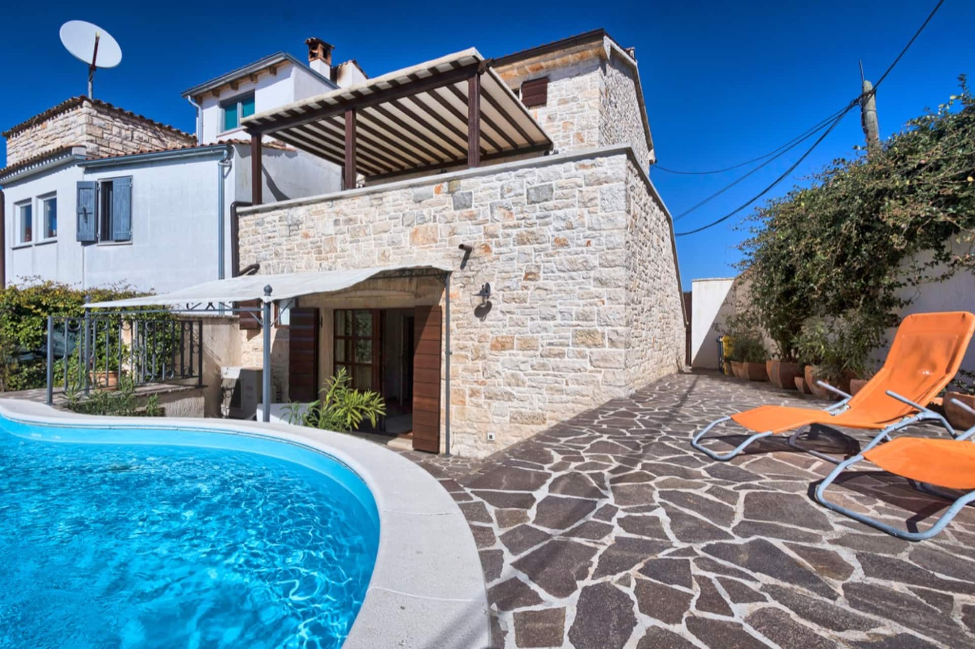 Hübsches Ferienhaus im istrianischen Stil mit Pool und Meerblick in der Nähe von Rovinj — Foto 4