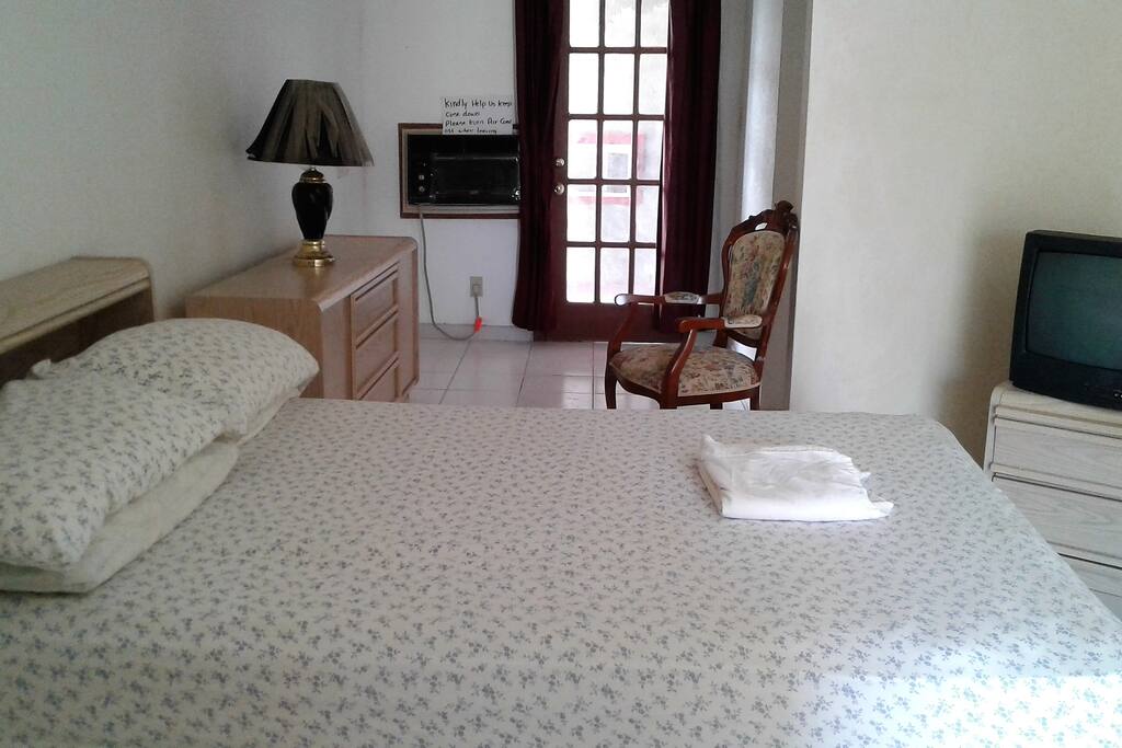 Room 2; 1 double bed w full bathroom.