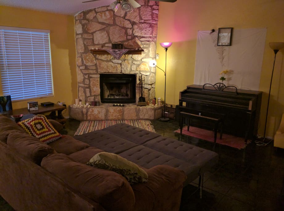 Living room with a futon to sleep an extra two.