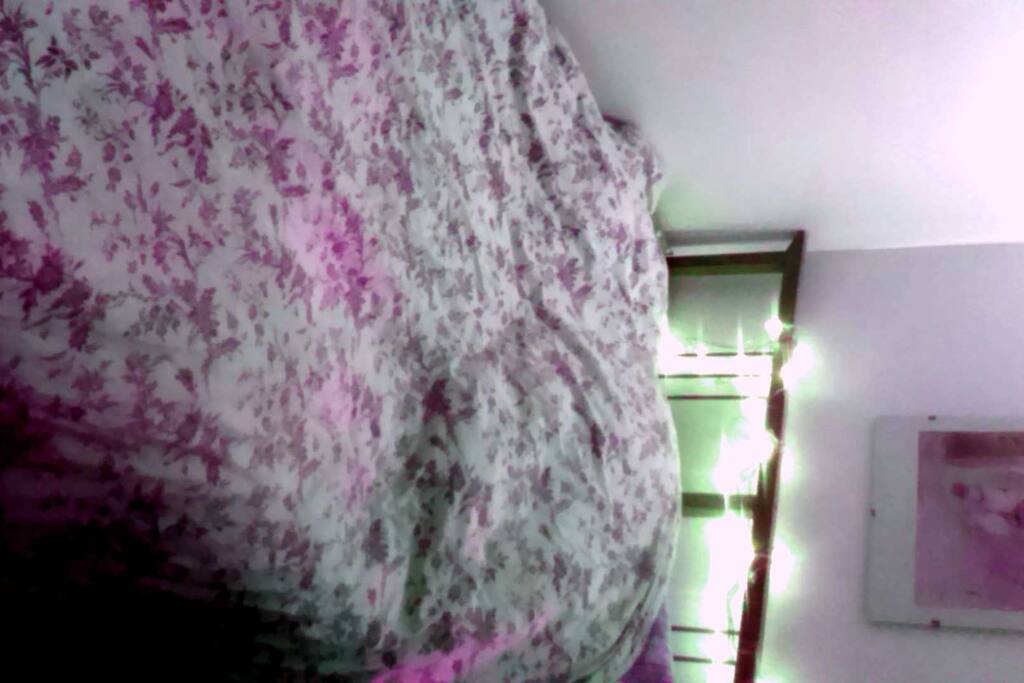 Bedroom for 2 people // Lit pour deux personnes