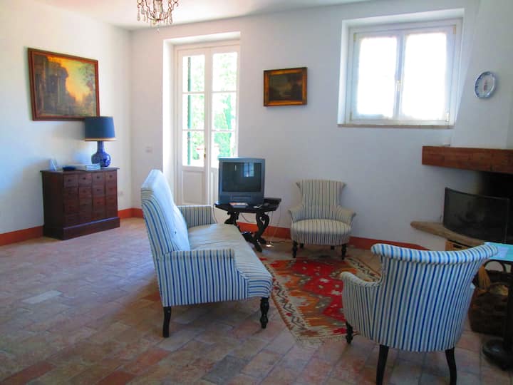 Casa Lucerta - Rustico In Pietra Ben Arredato - Peschiera del Garda