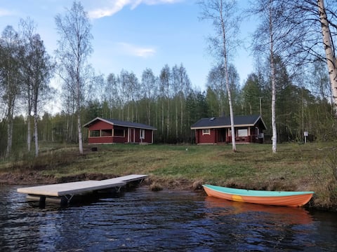 A classic cottage with a lovely lake landscape