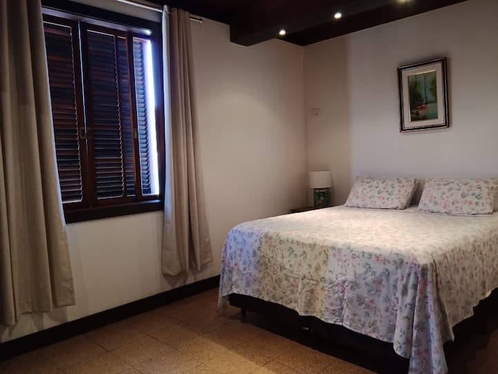 Chumba cha kulala/chumba cha kulala 