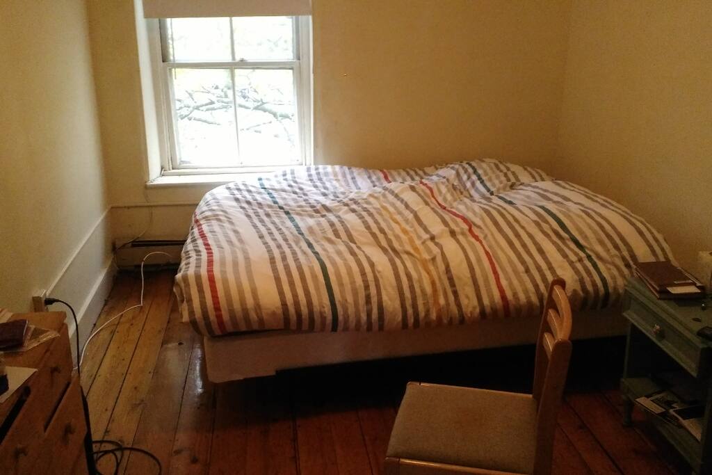Large bed room