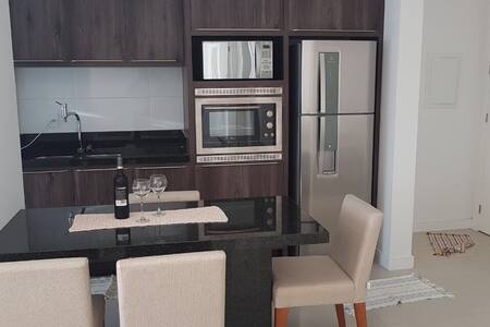 Novo, garagem fechada, perto do mar e Mampituba