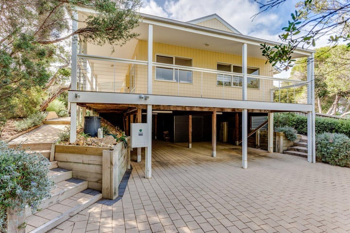 Sorrento Family Haven *Stay 3 Pay 2* - Sorrento