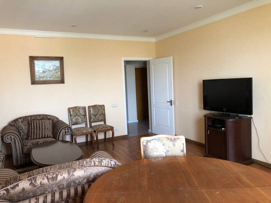 Expandable dining table for six in the living room