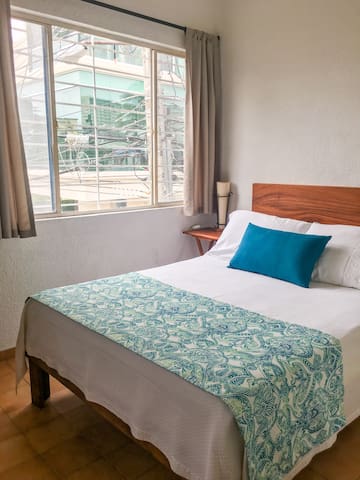 ☆ Chic and well connected 1BD Apt Very Quiet...zzz