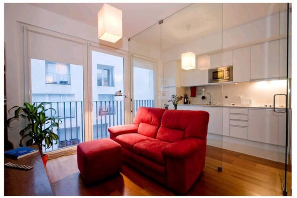 Relaxing and sunny corner with large Windows turned to south.