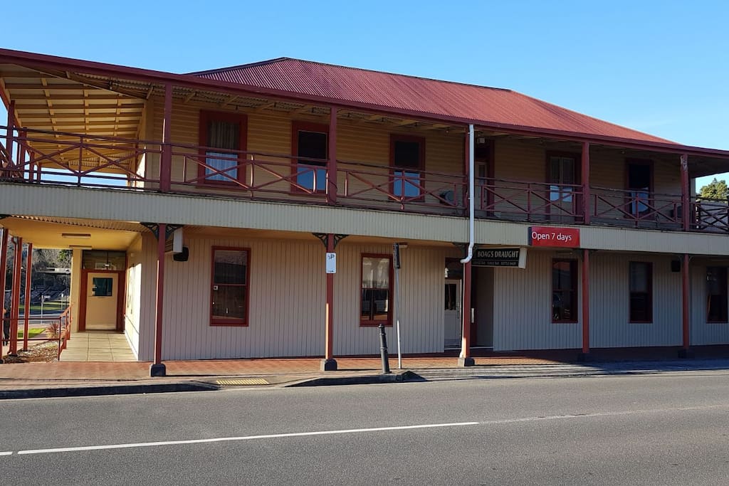 Historic 1898 Hotel