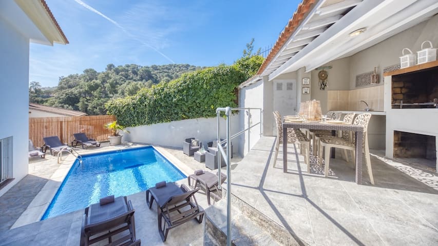 ♥ CostaCabana – Villa Rosa ♥ Walking distance sea!