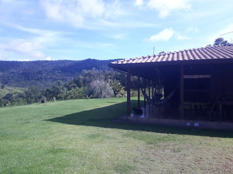 Eco-casa da cachoeira, São Bartolomeu, Ouro Preto