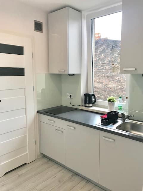Popular Airbnb listing: Studio apartment 12 in Zawodzie