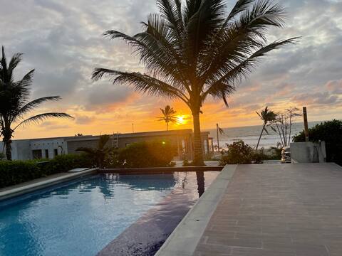 Beautiful beachfront house, private pool!