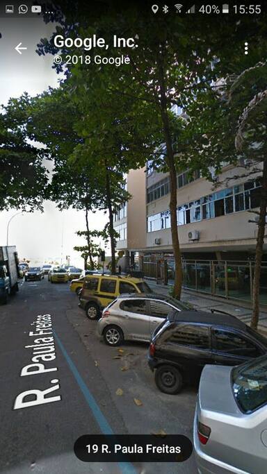 predio localizado a mfnos de 50 netros da praia