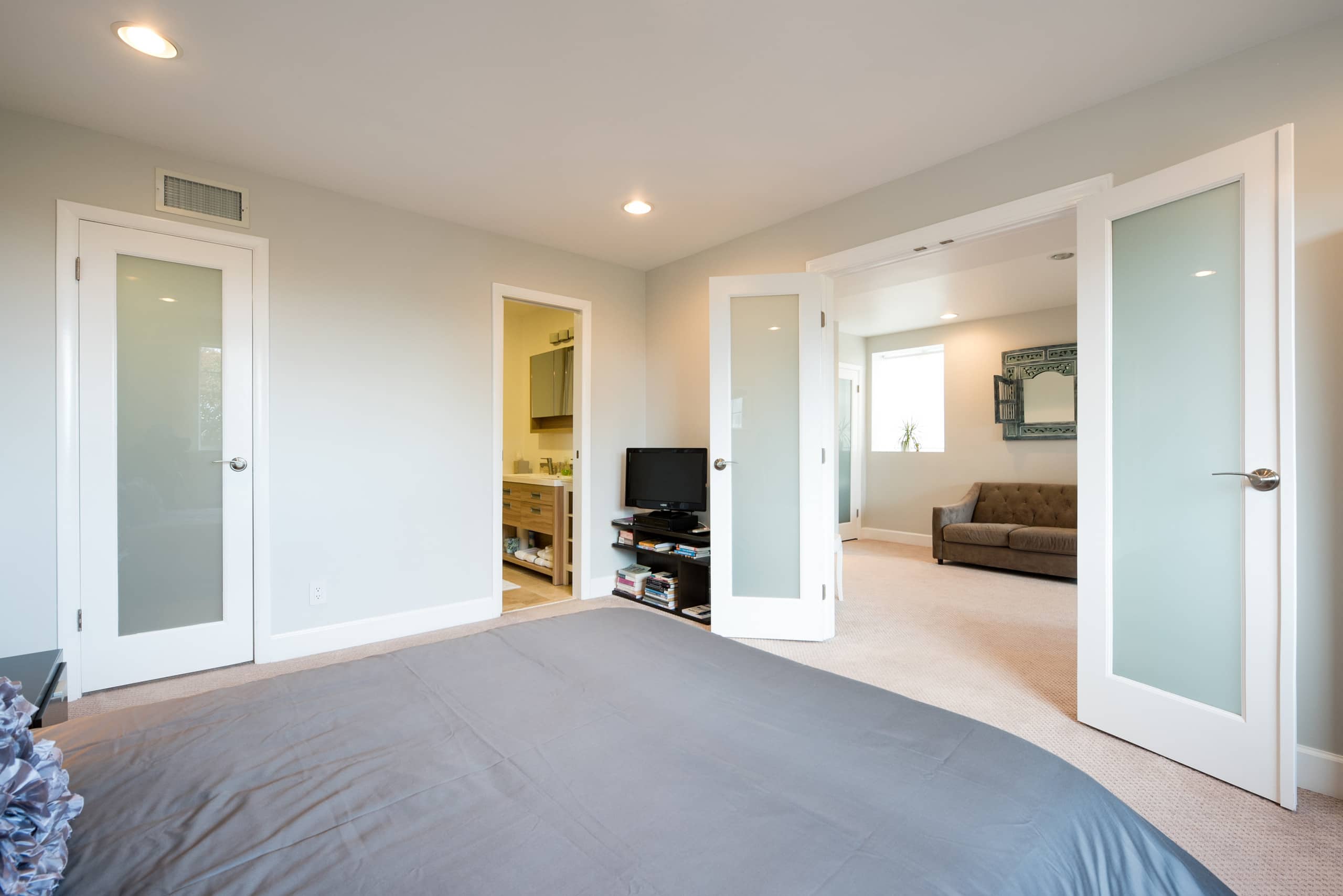 Home in San Francisco · ★4.86 · 1 bedroom · 1 bed · 1 bath - Image 40