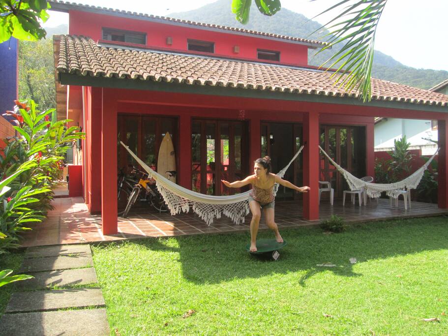 Quarto para 6 pessoas no UBATUBA SURF Hostel