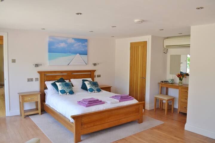 Fantastic Barn Conversion In East Suffolk Houses For Rent In