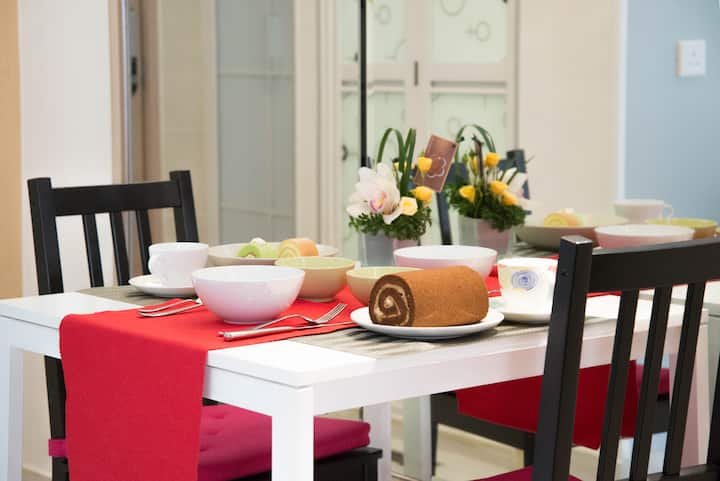 Downtown Mong Kok Mtr Lux. Dec 4 Beds 2 Baths - Kwun Tong