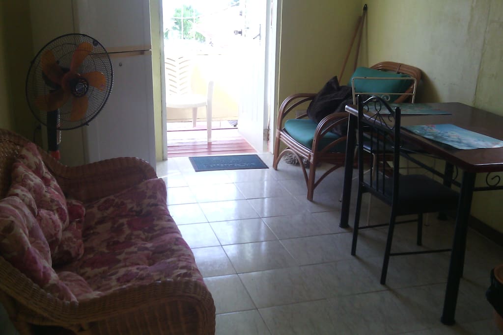 Kitchen & Living room