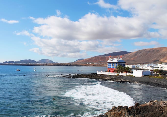 Airbnb Calle La Garita Vacation Rentals Places To