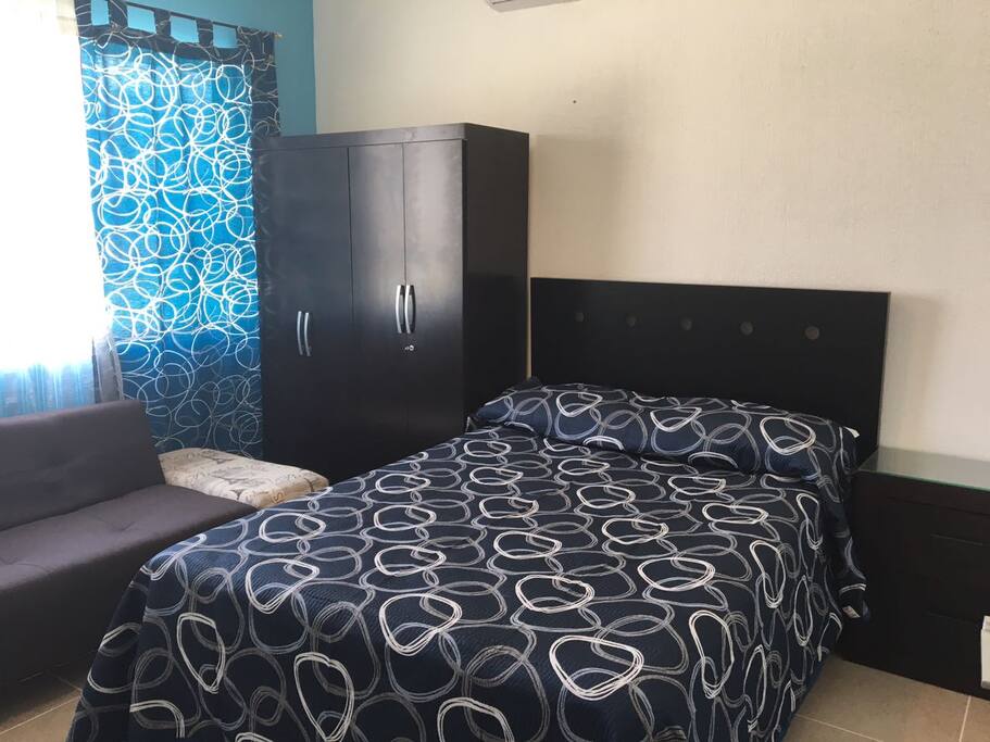 RECAMARA 1 CON CAMA MATRIMONIAL Y SOFA CAMA
