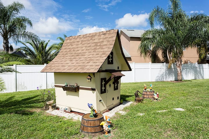 Seven Dwarfs Cottage