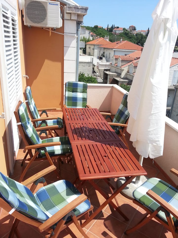 Elegant And Cozy 3bd Apt W Parking - Ragusa
