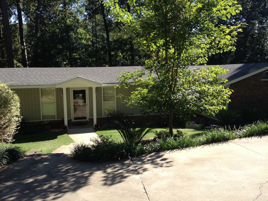 Lakefront Charm Fun and Romance! Houses for Rent in Eufaula