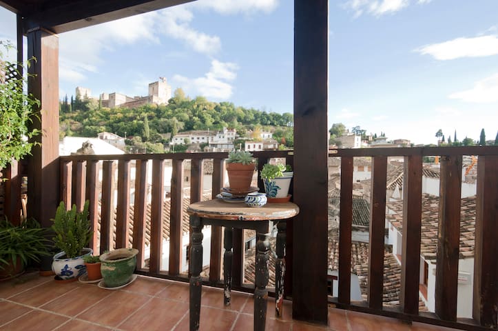 Special offer" terrace  Alhambra"