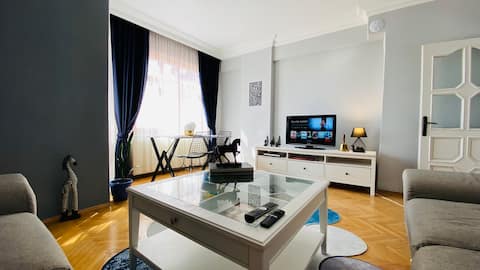 Top Airbnb: Central Location (Easy 24/7 Access to Istanbul) in Maltepe