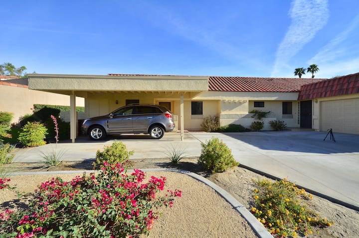 Condo On The Golf Course - Palm Desert, CA