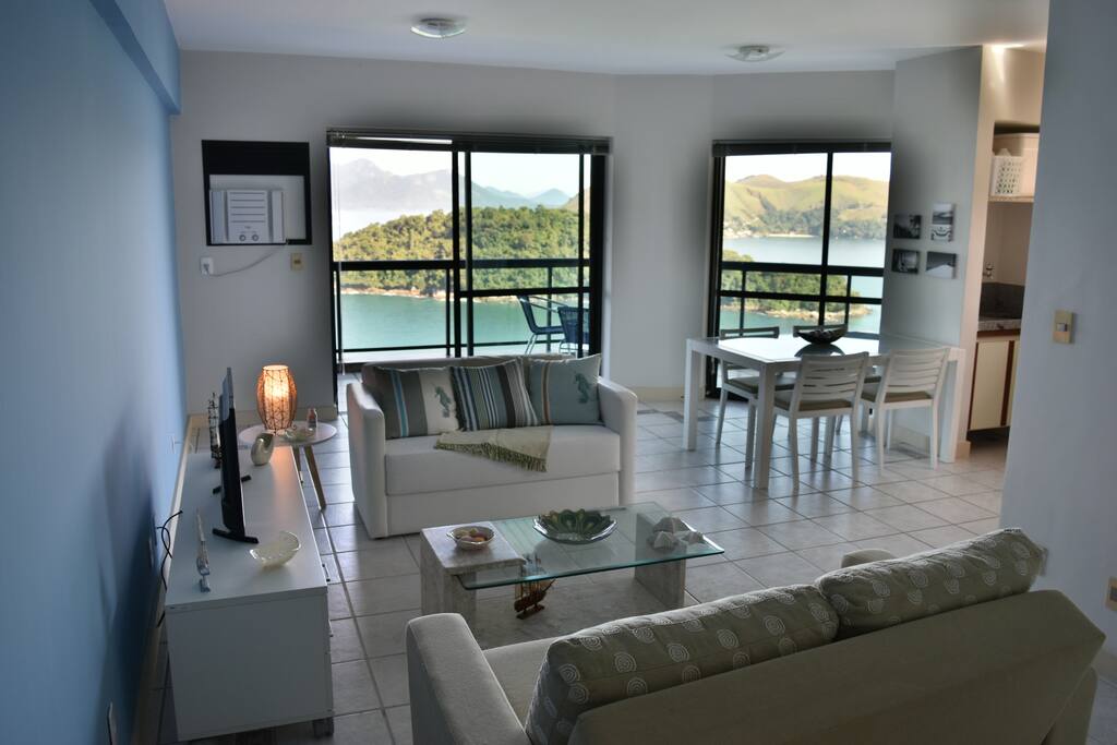 COMFORT AND GREAT LOCATION - Conceição de Jacareí의 아파트에서 살아보기, 리우데자네이루, 브라질