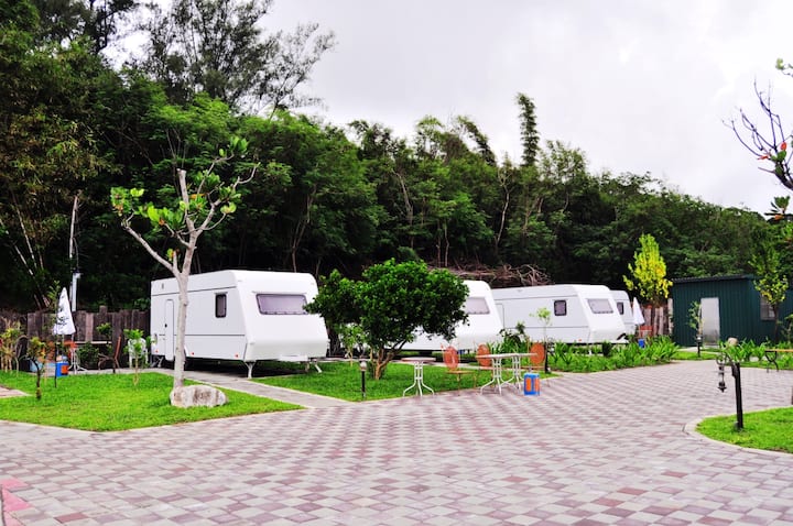 墾丁後壁湖露營車民宿kenting Camping Car 借りられるキャンピングカー Rv 恒春 ヘンチュン 台湾 墾丁後壁湖露營車民宿kenting Camping Car 借りられるキャンピングカー Rv 恒春 ヘンチュン 台湾