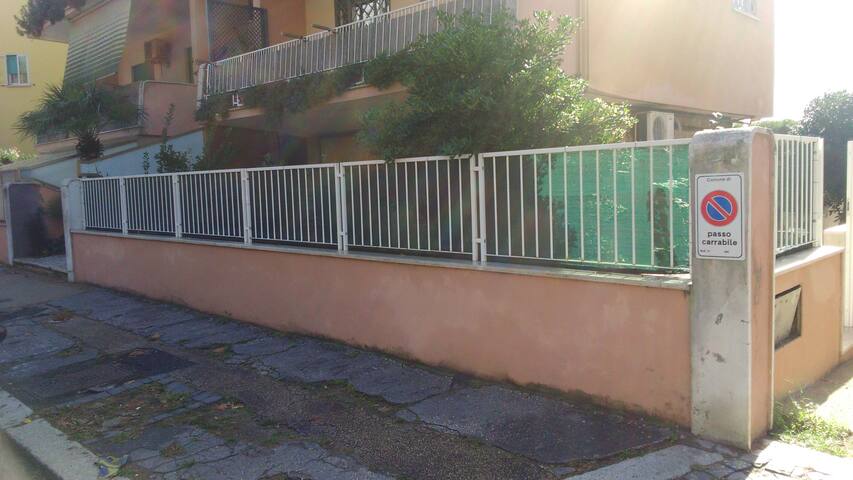 ARIA DI MARE A 20 KM DA ROMA gallery image 2