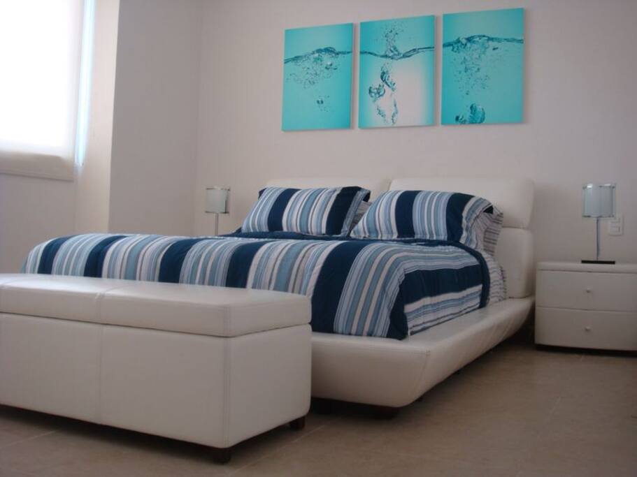 Master bedroom with Queen size bed.