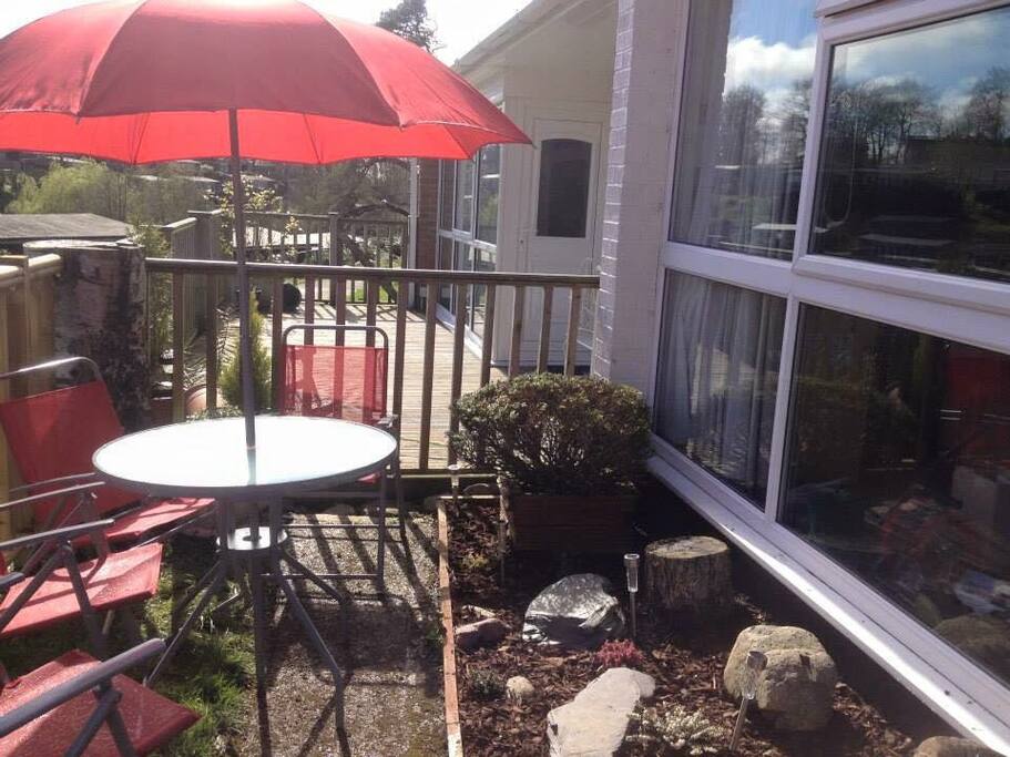 Patio area in front of chalet