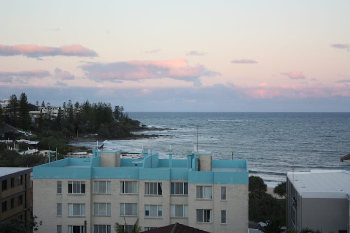 Kings Beach 3 Bed Apt Ocean Views