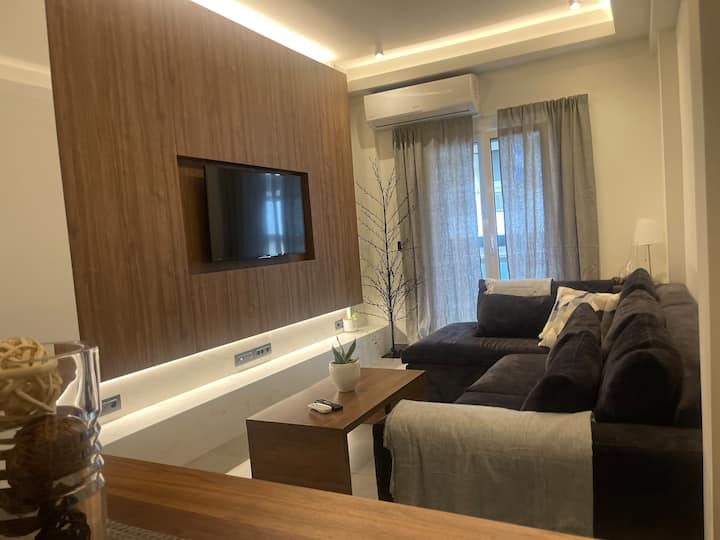 Maison 49 Luxury Stay
Most Central Apartment - Патры