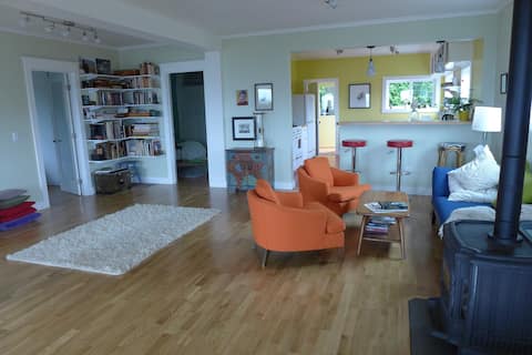 Art House/Light House