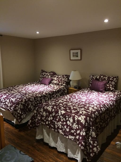 Bedroom, 1 double bed, 1 single bed
