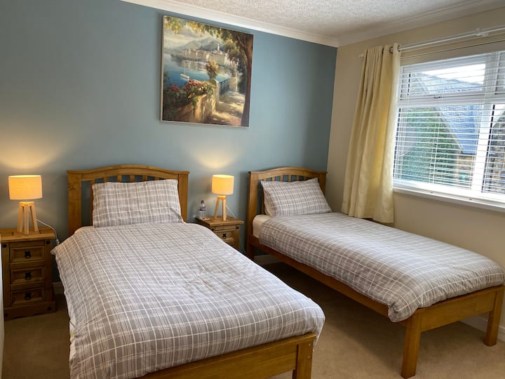 All beds have a Sealy Millionaire Orthopaedic mattress.