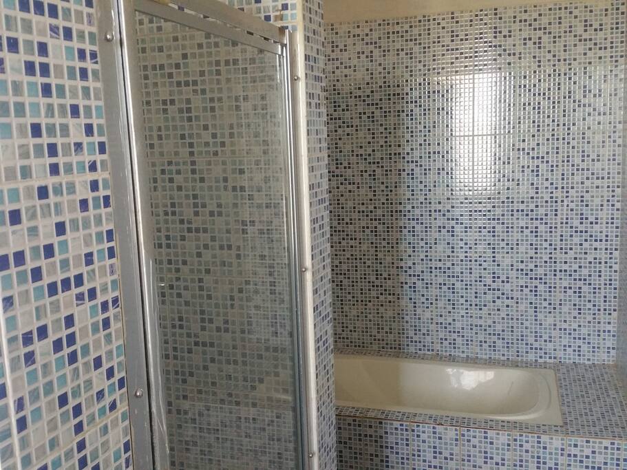 Salle de bain Chambre 1