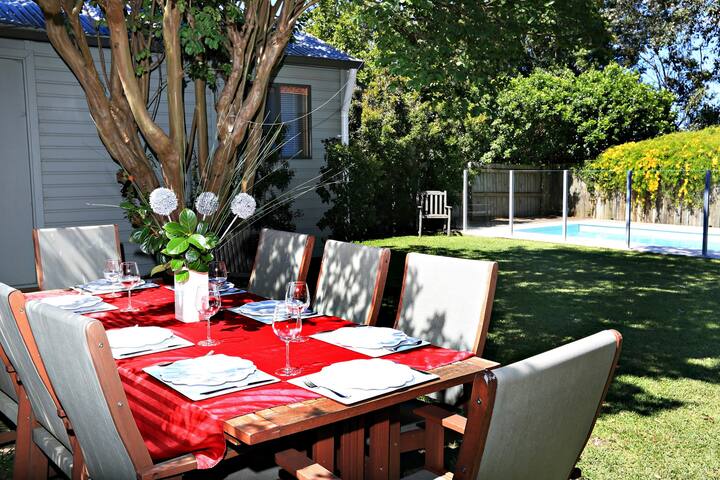 Luxury 5 bedroom House gallery image 2