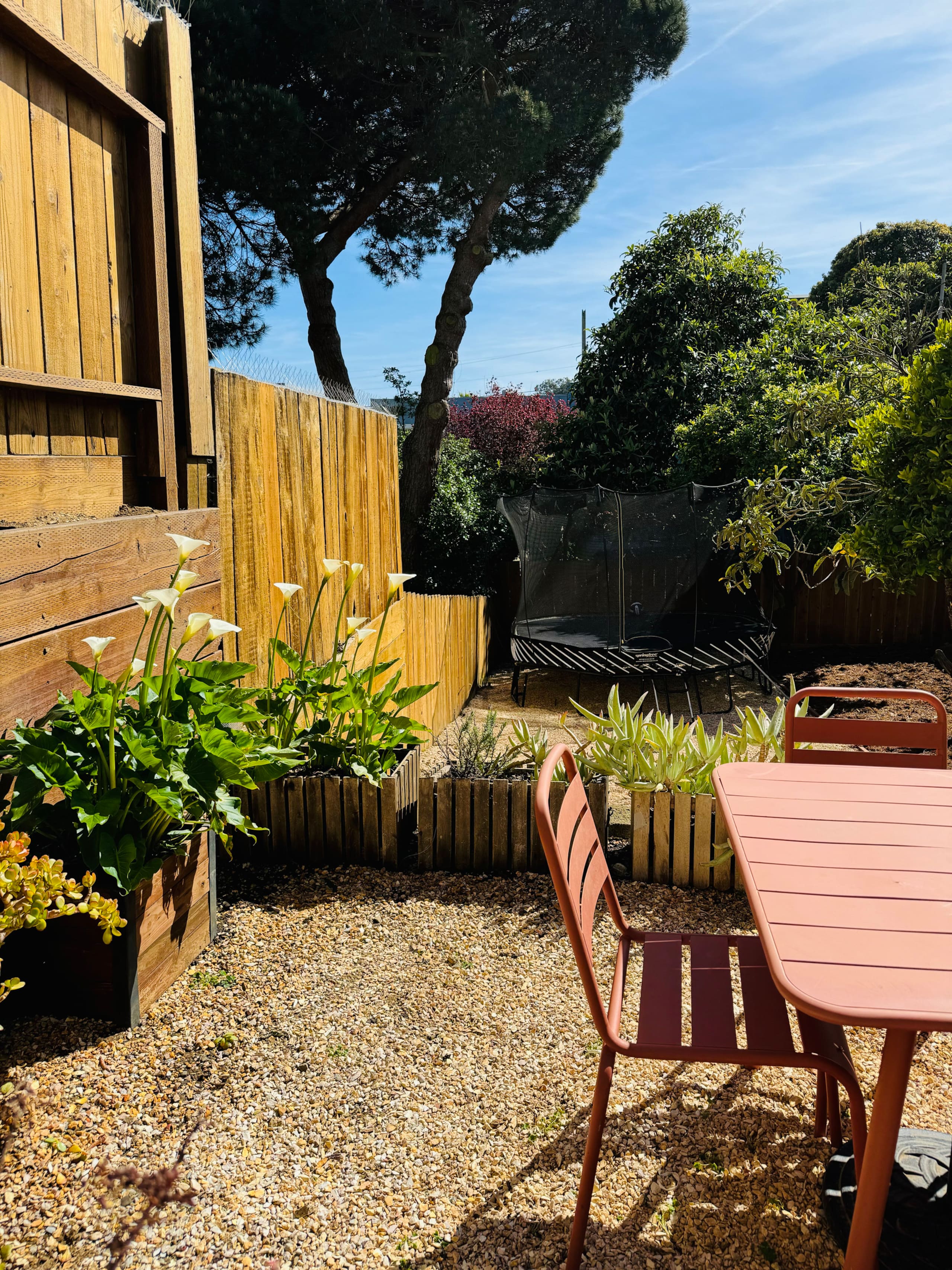 Modern Sunnyside Apartment/Remote work friendly - Image 28