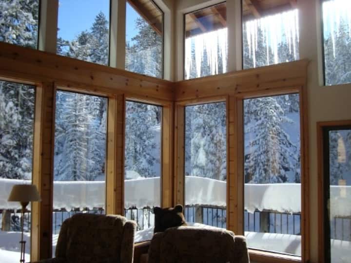 Cabin On The River Cabins for Rent in Strawberry, California, United