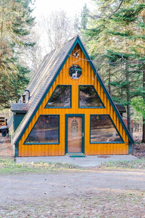 Up North Couple's Getaway - Sleeps 4