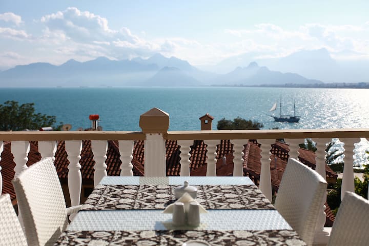 KALEİÇİ BACCHUS OTEL DENİZ MANZARALI  TATİL  501