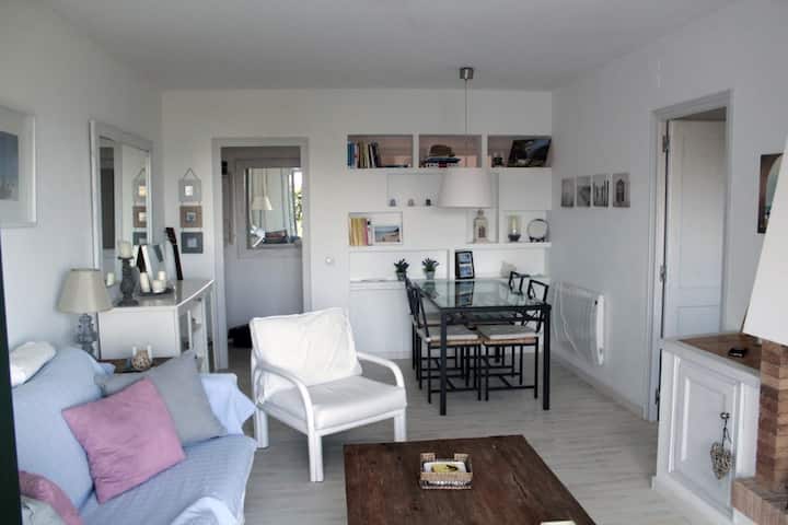 Apartment W/ Great Views In Calella - Palafrugell